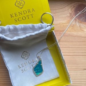 New Kendra Scott Necklace